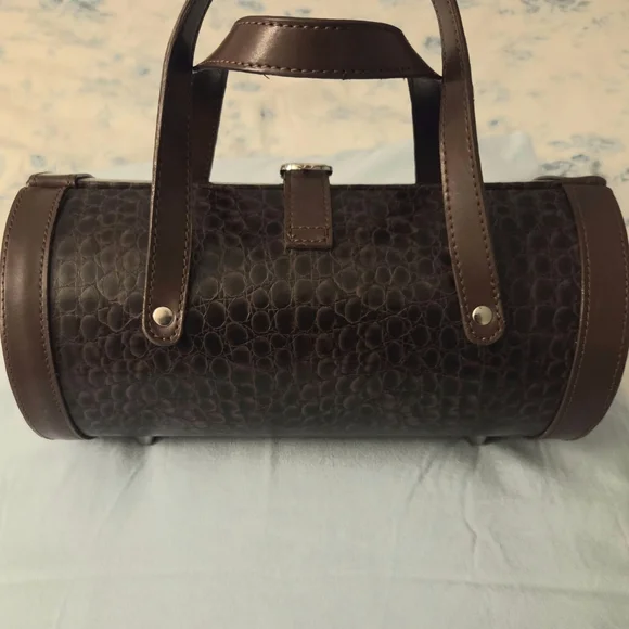 Vintage Brown Barrel Style Handbag - Picture 8 of 9